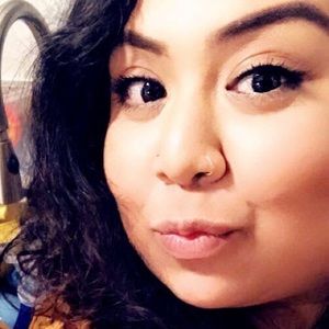 Meet your Posher, Amelda